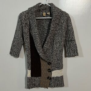 BKE cardigan sweater chunky buttons size M